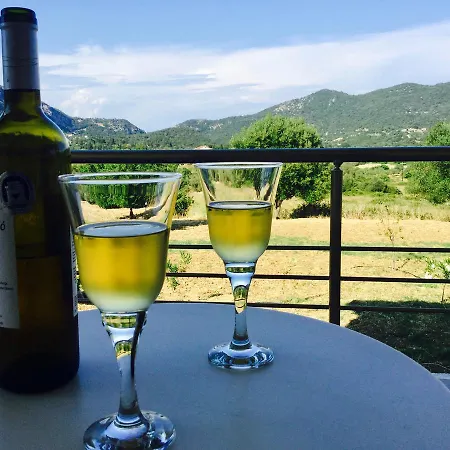 בית נופש Tzannata Kefalonia